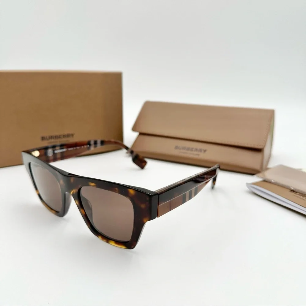 SOLD NEW Burberry Nova Check Havana Sunglasses - Picture 1 of 7